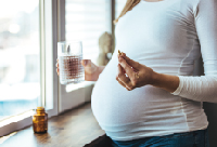孕哺期間營養品怎麼吃？盲目補充不如不吃